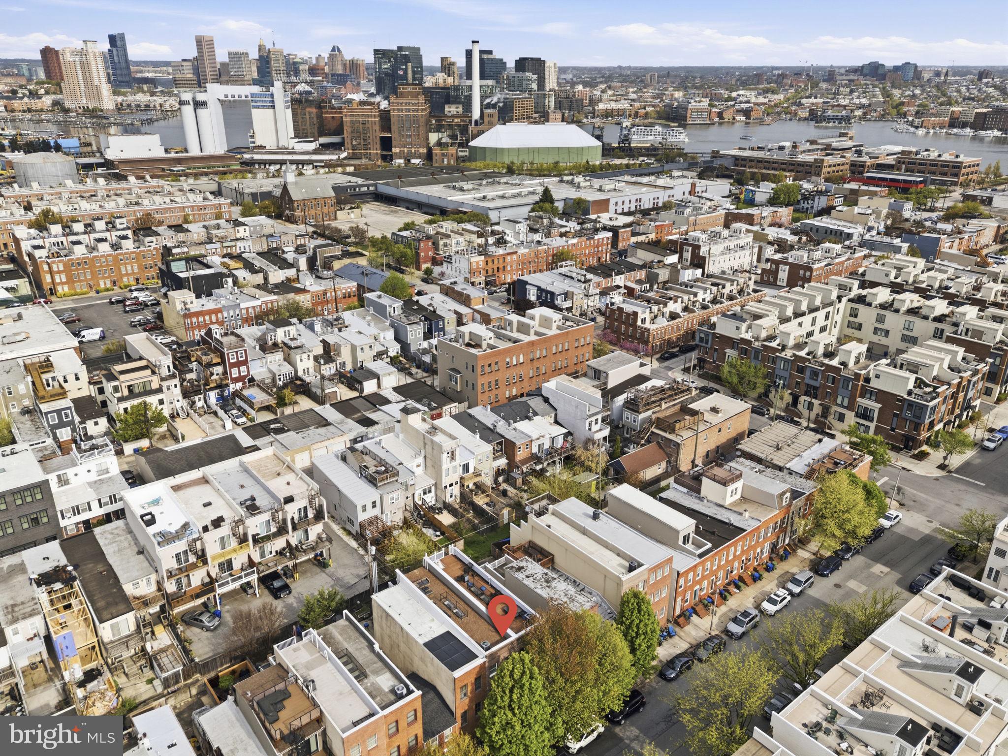 LOCUST POINT - Residential