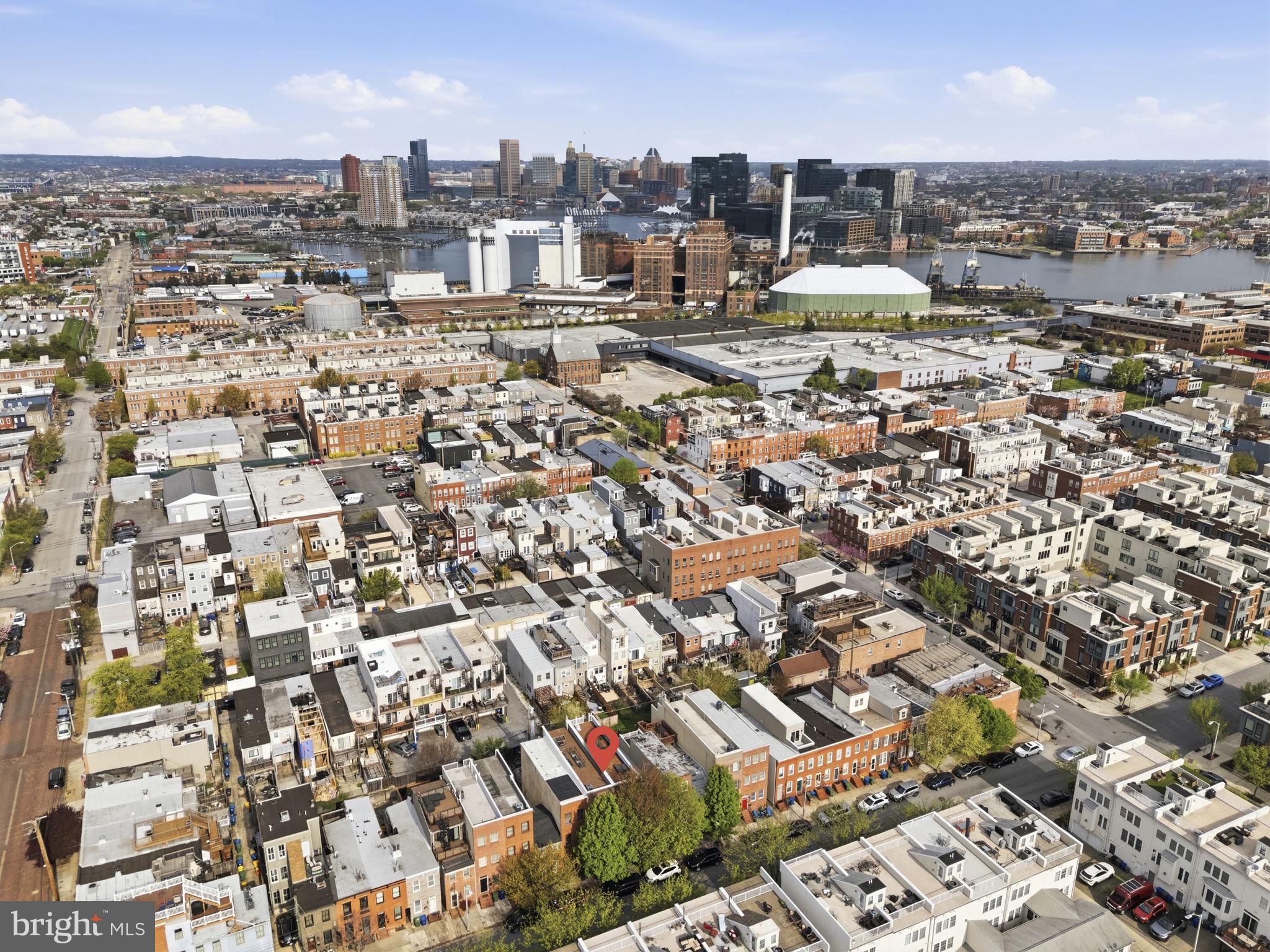 LOCUST POINT - Residential