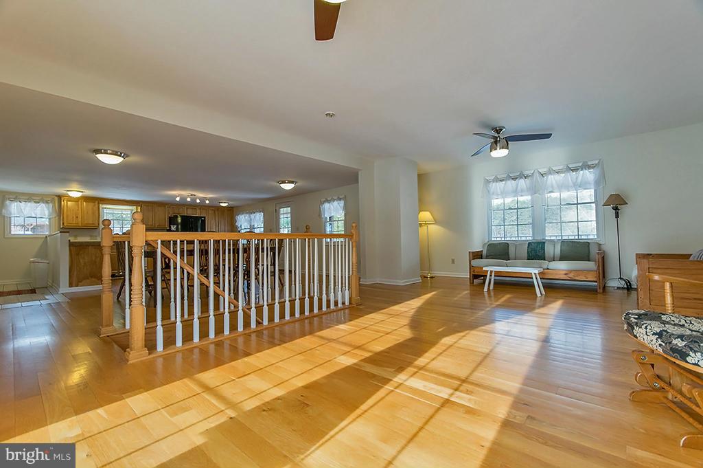 PIN OAK - Residential