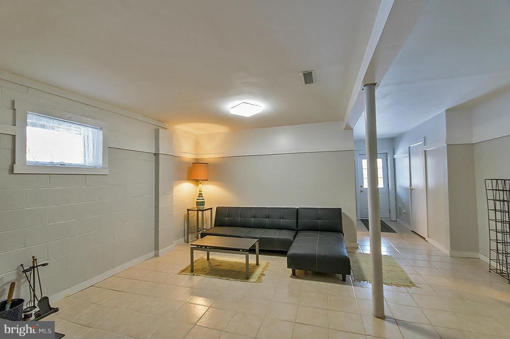 PIN OAK - Residential