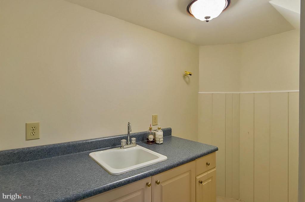 PIN OAK - Residential