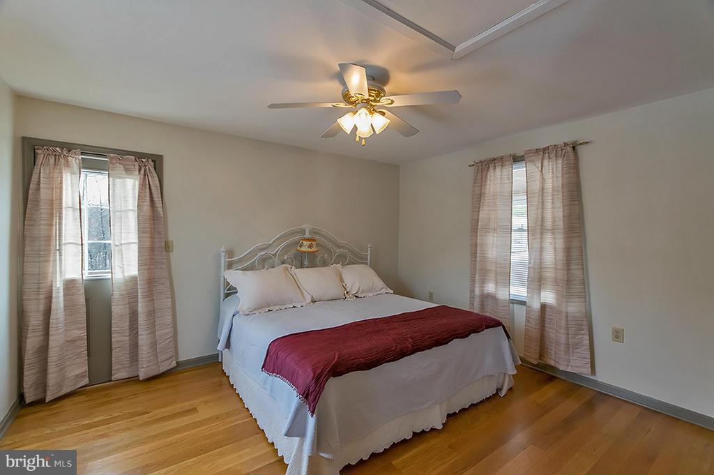 PIN OAK - Residential