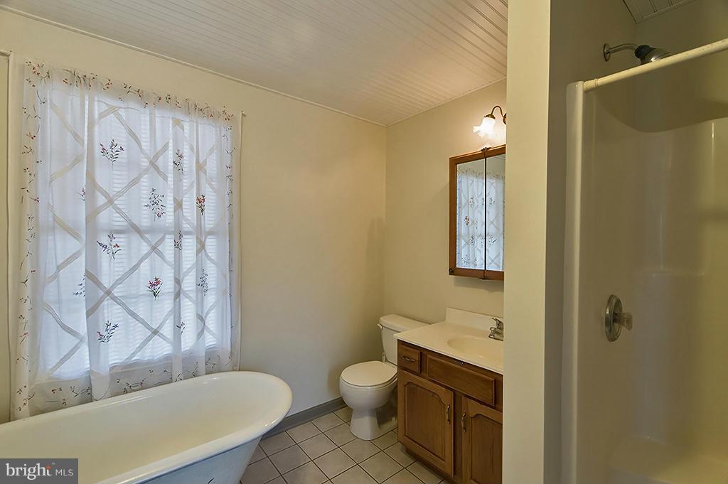 PIN OAK - Residential