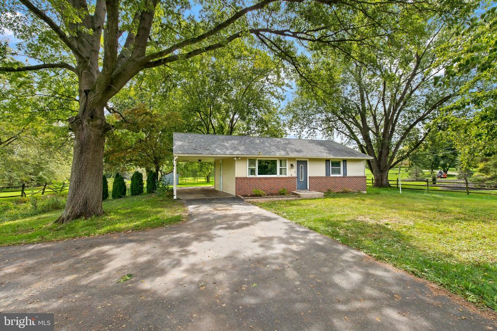 Photo of 1882 MILLPORT RD, LANCASTER, PA 17602 (MLS # PALA2041274)