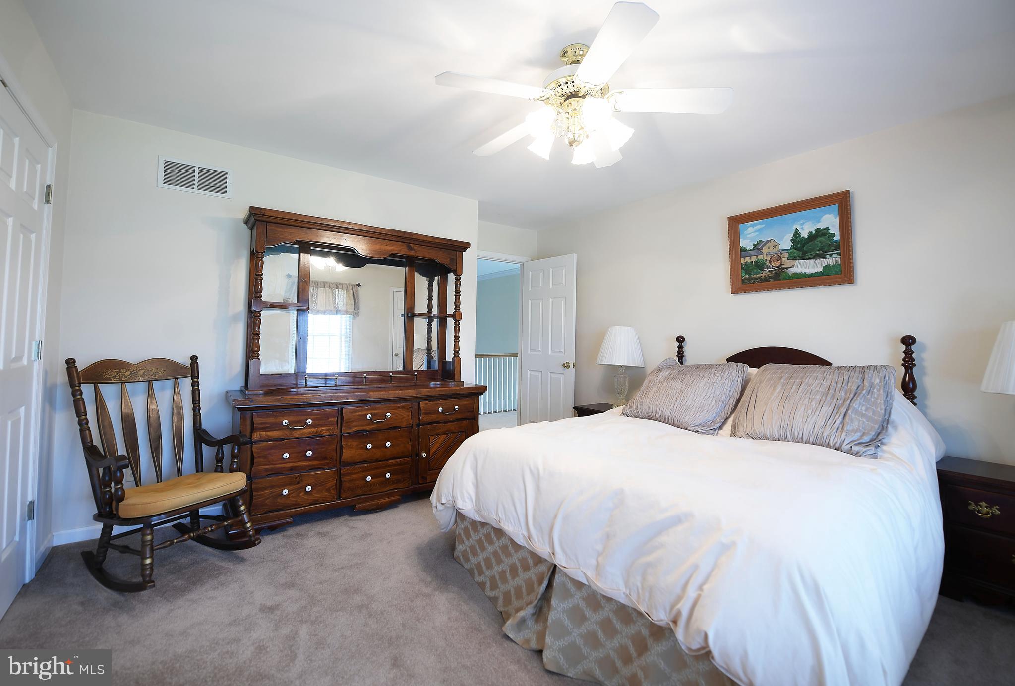 BURGUNDY FARMS - Residential