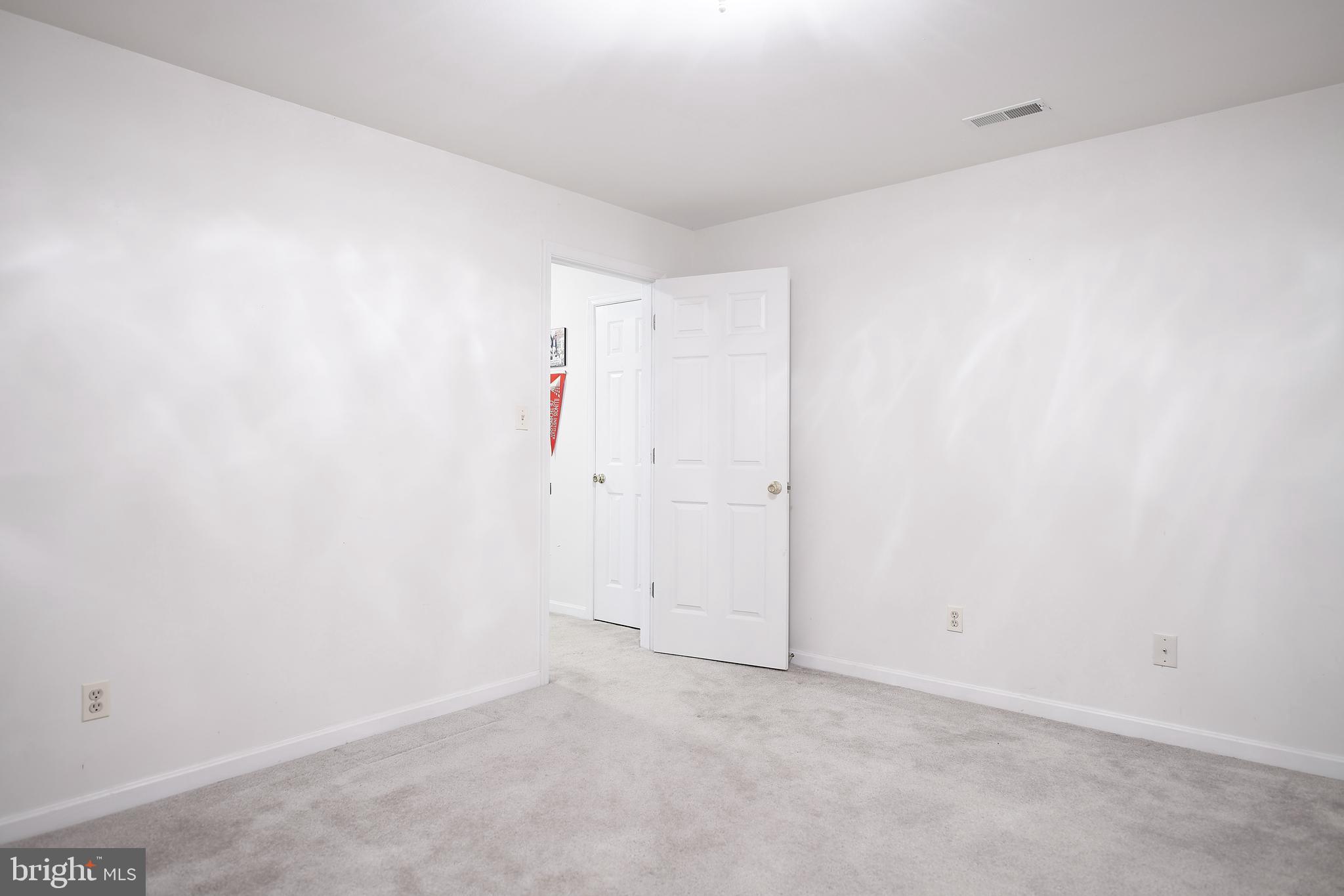 BURGUNDY FARMS - Residential