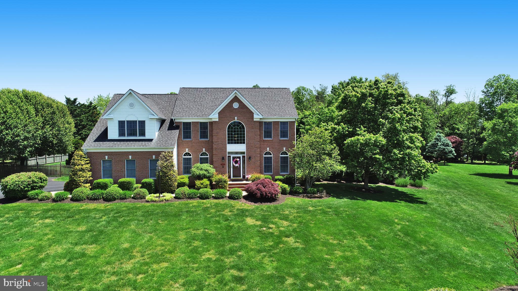 BURGUNDY FARMS - Residential