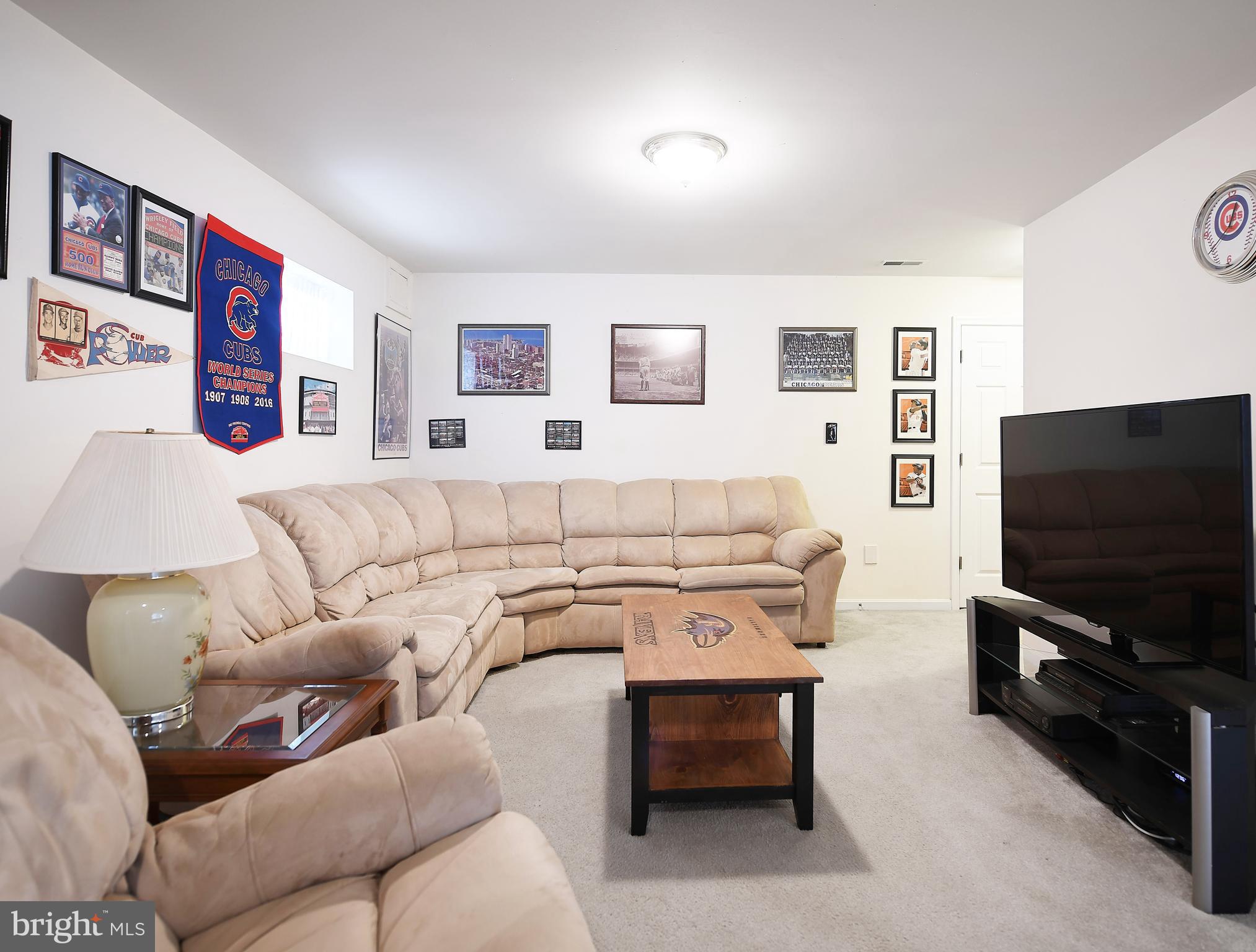 BURGUNDY FARMS - Residential