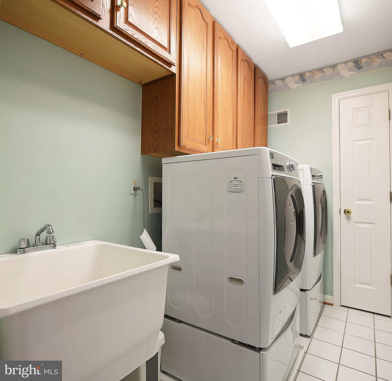 BURGUNDY FARMS - Residential