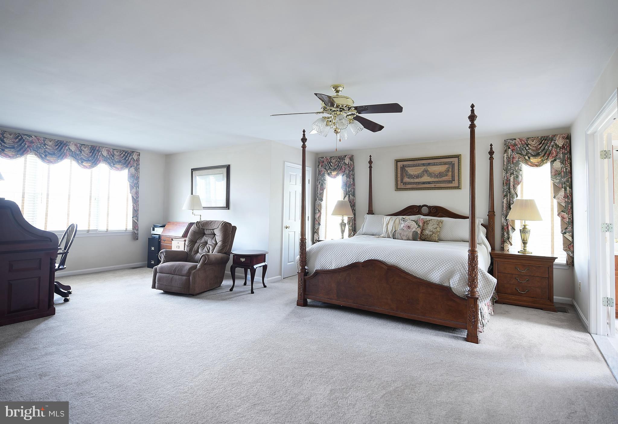 BURGUNDY FARMS - Residential