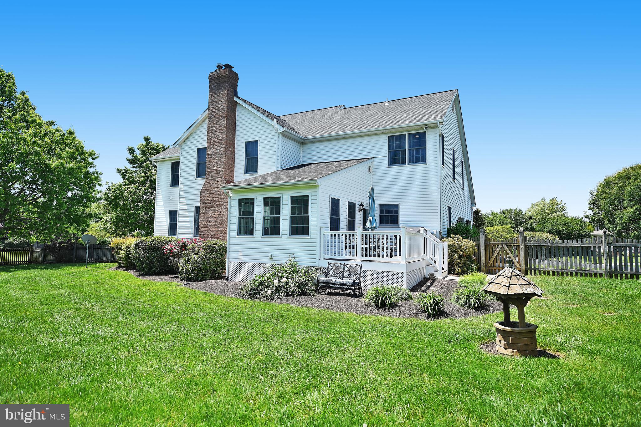 BURGUNDY FARMS - Residential