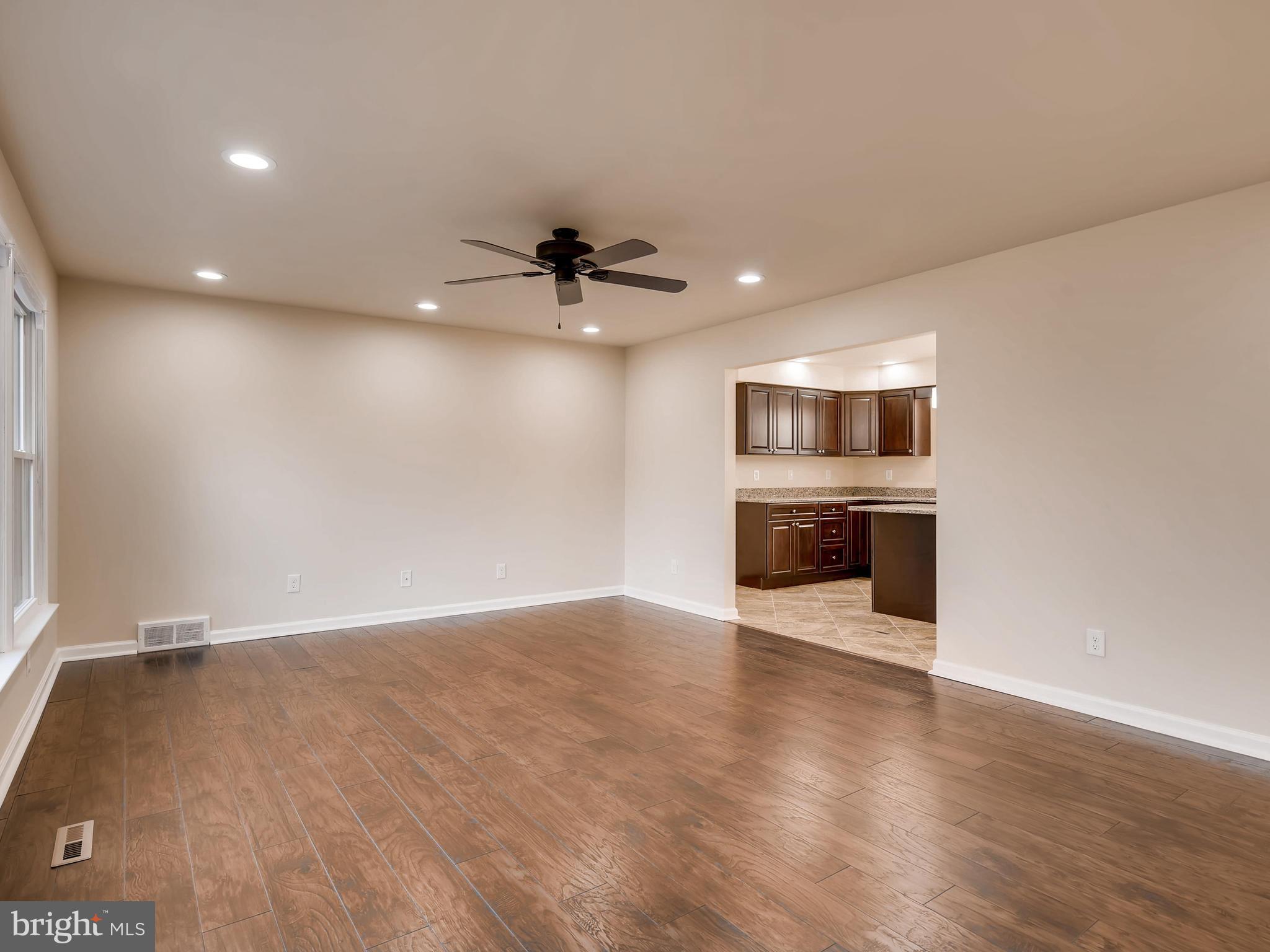 REEDMORE HEIGHTS - Residential