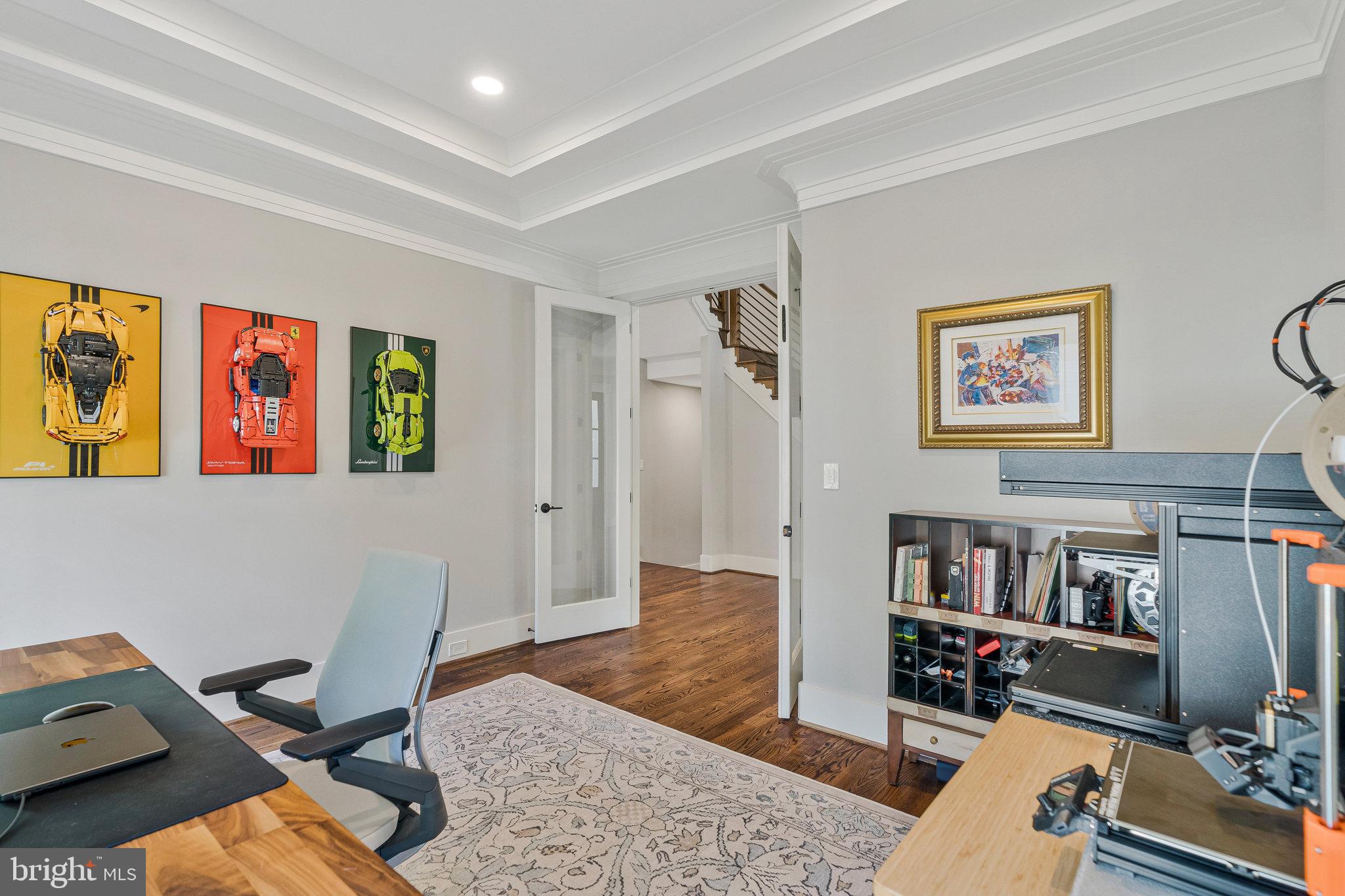 VIENNA WOODS - Residential