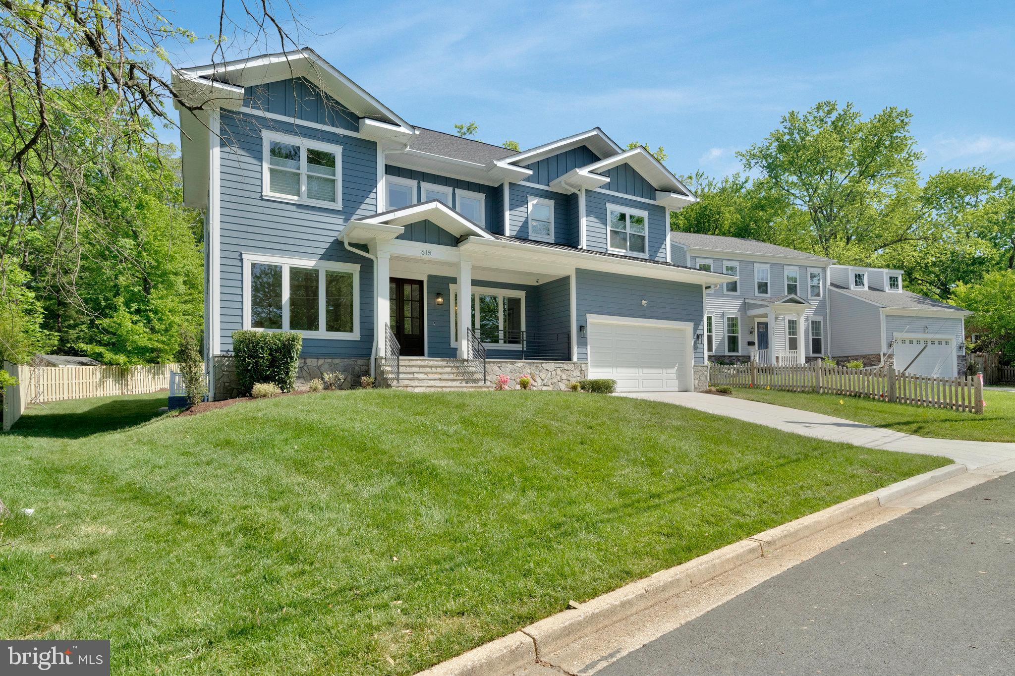 VIENNA WOODS - Residential