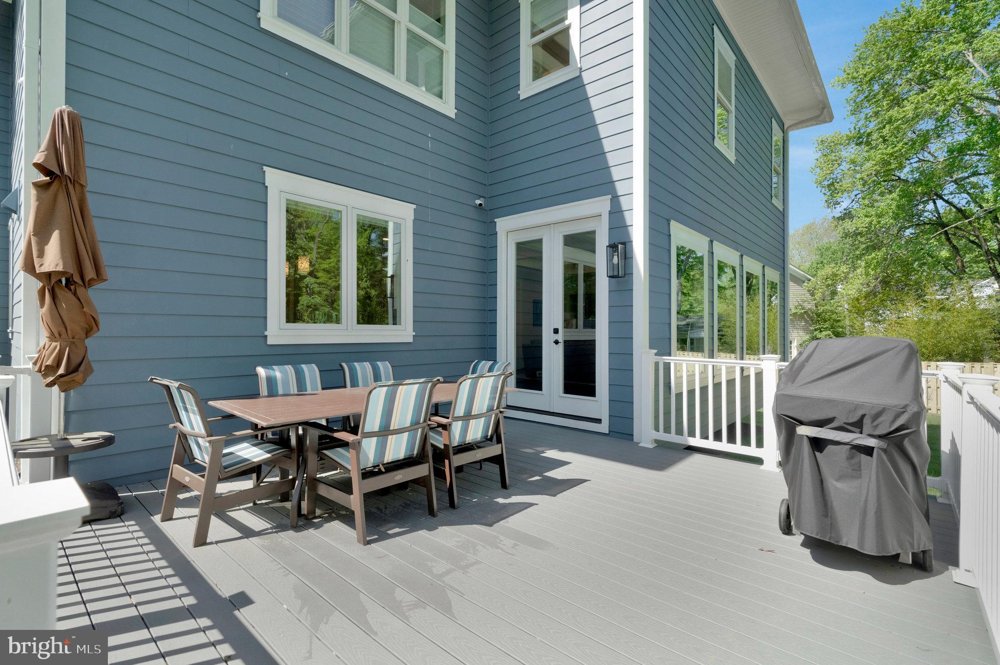 VIENNA WOODS - Residential