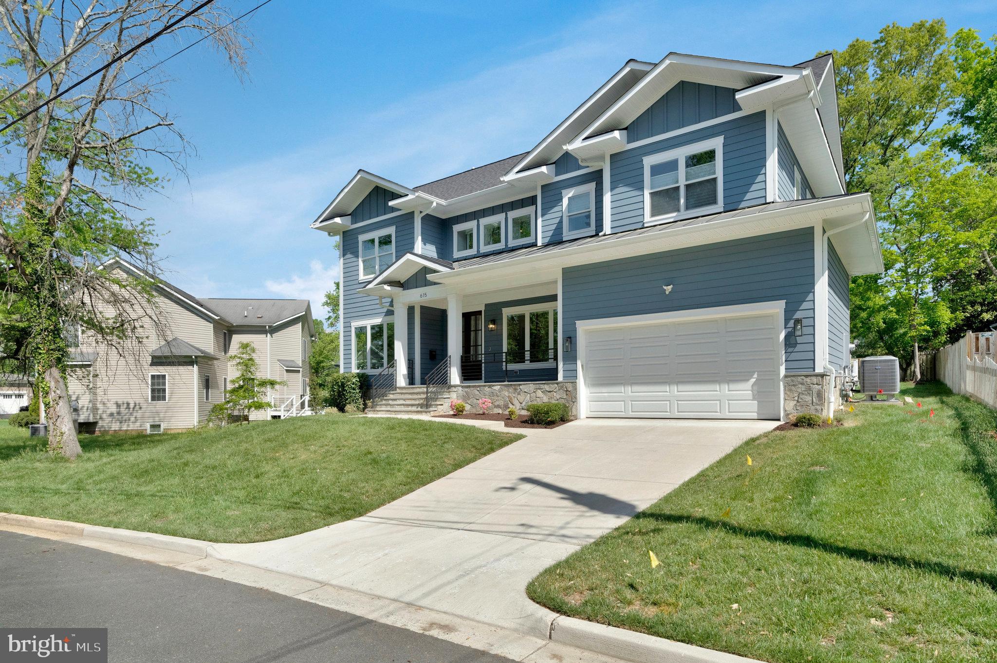 VIENNA WOODS - Residential