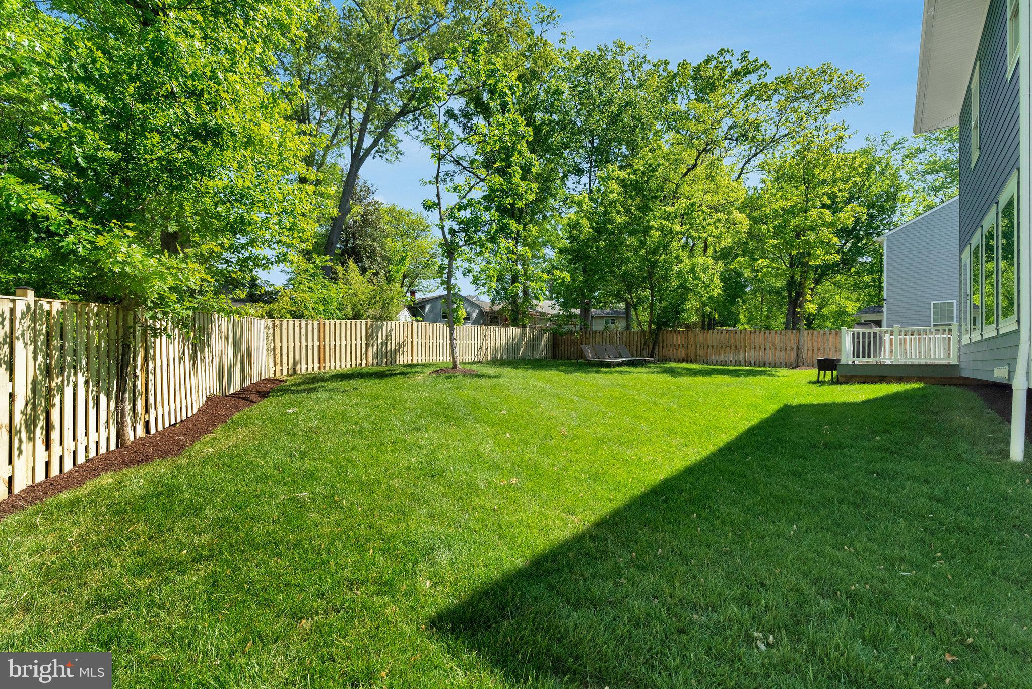 VIENNA WOODS - Residential