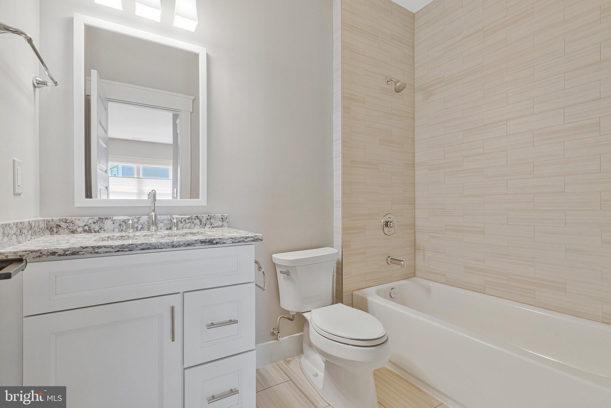 VIENNA WOODS - Residential