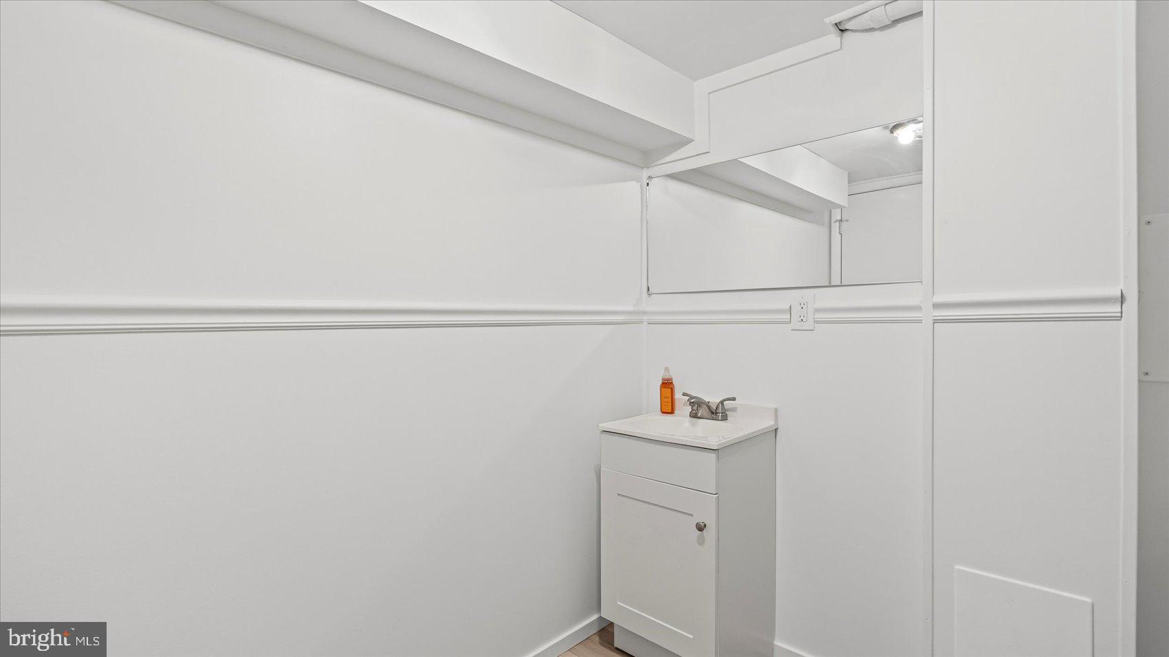 CURTIS BAY - Residential Lease