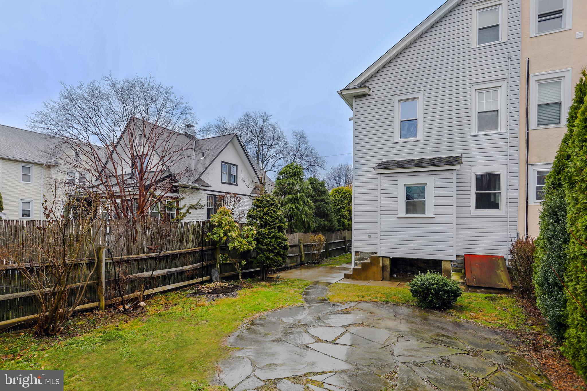 WOODMERE - Residential