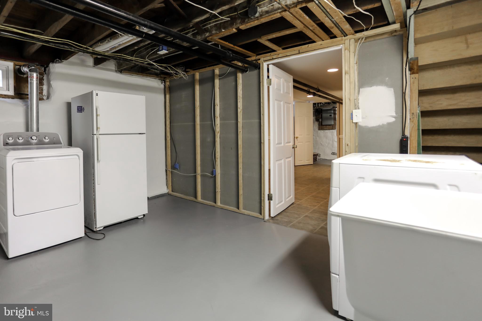 WOODMERE - Residential