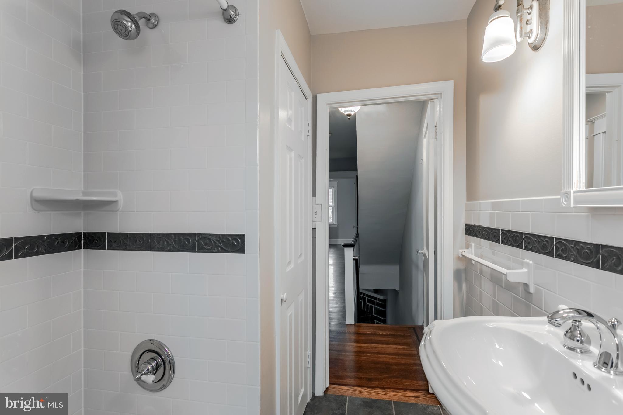 WOODMERE - Residential