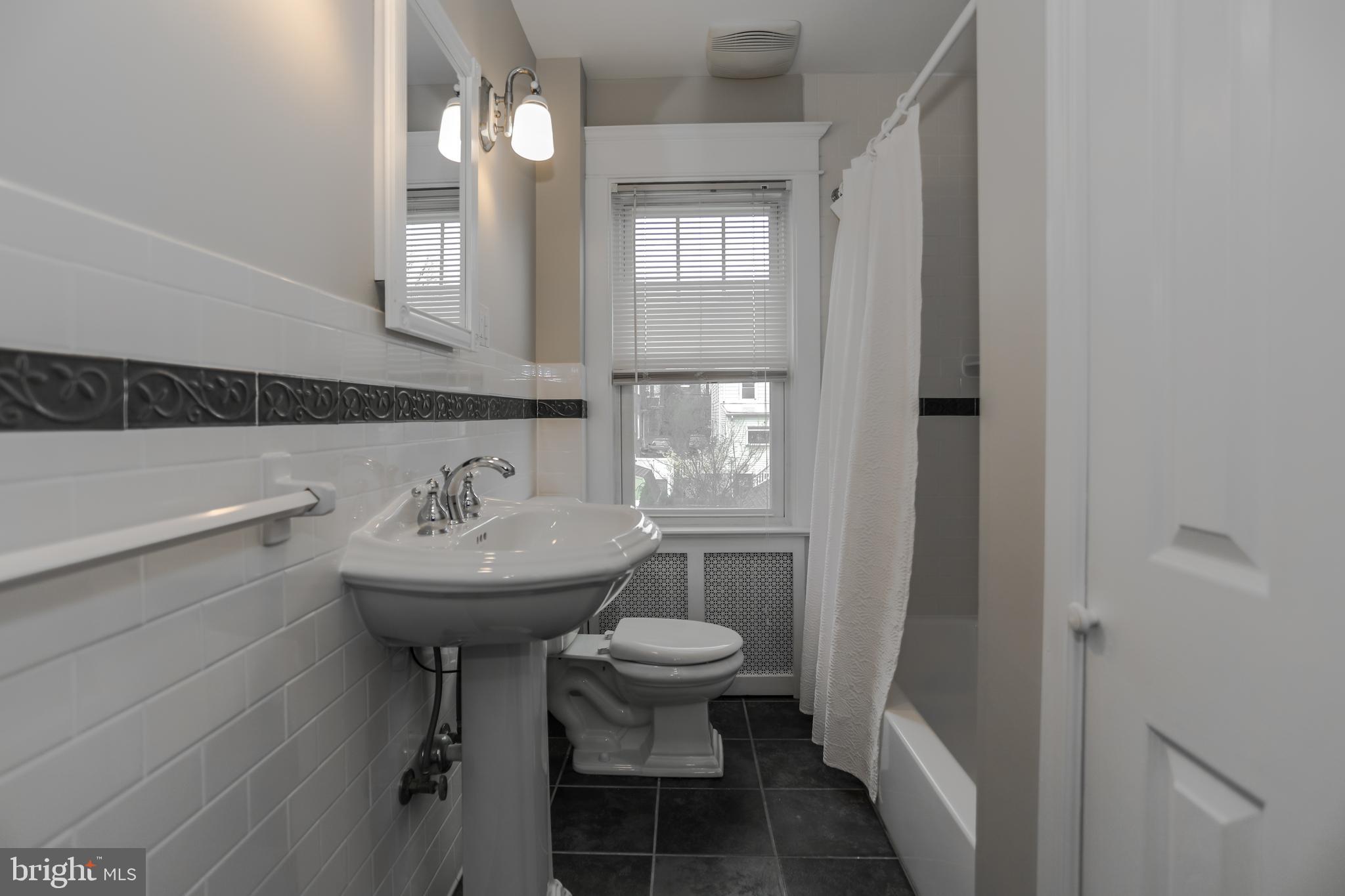 WOODMERE - Residential