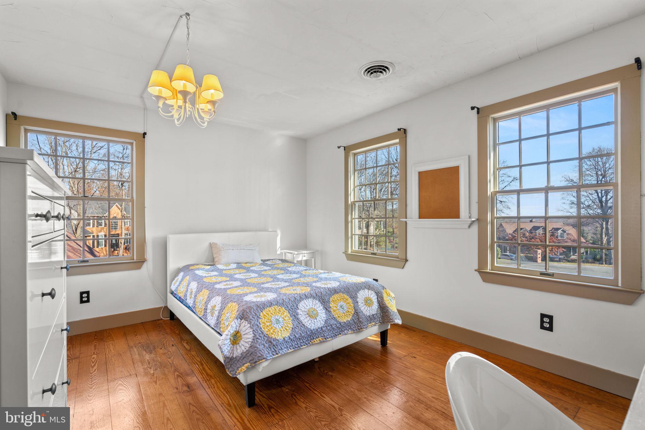 OAKMONT GREEN - Residential