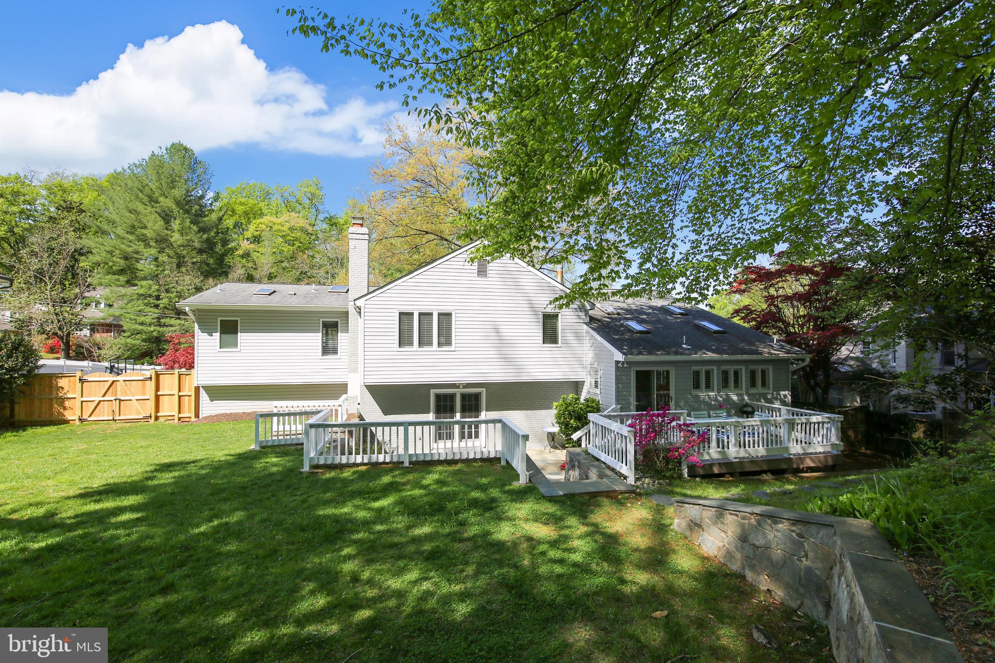 LYBROOK - Residential