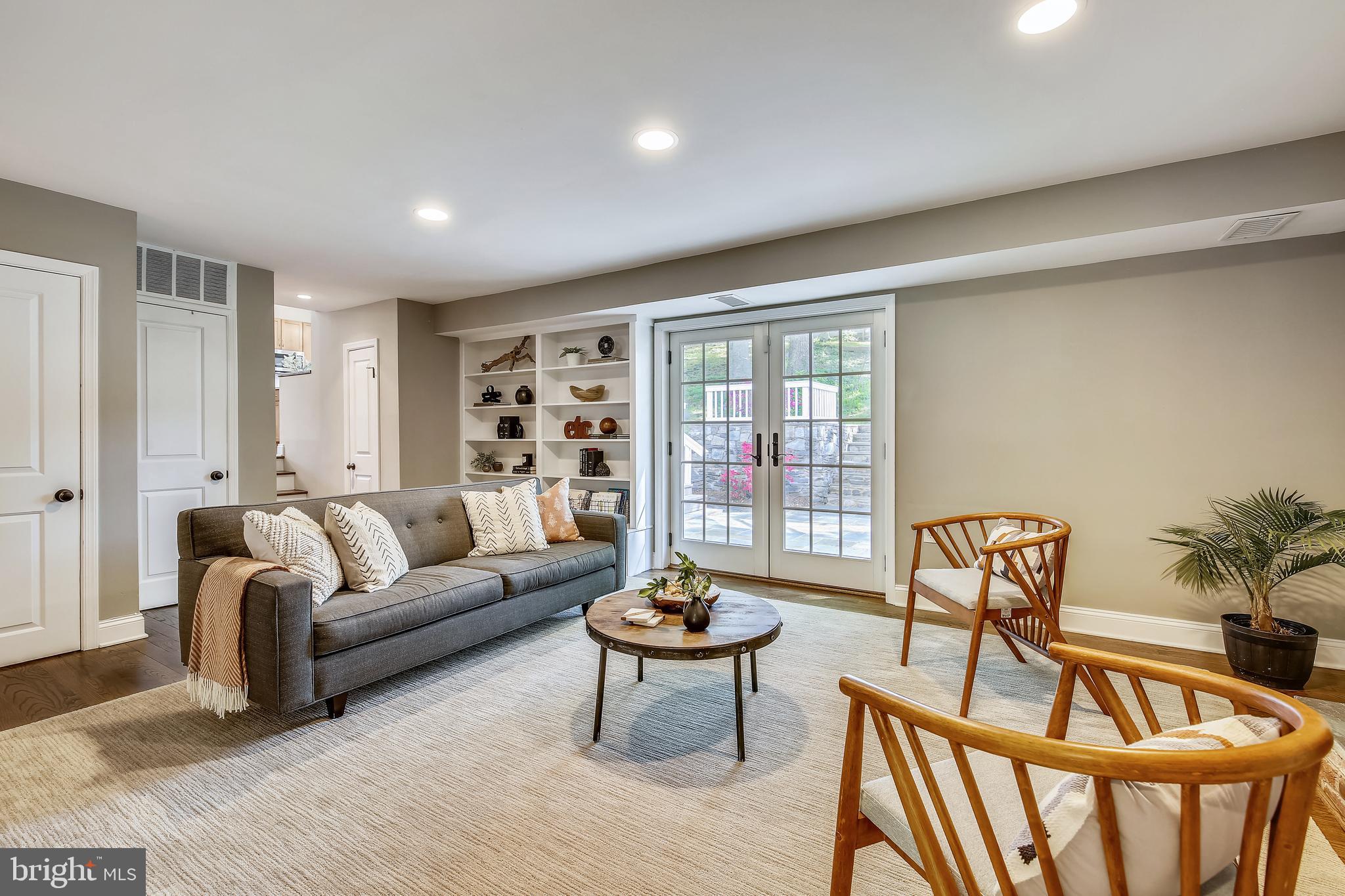 LYBROOK - Residential