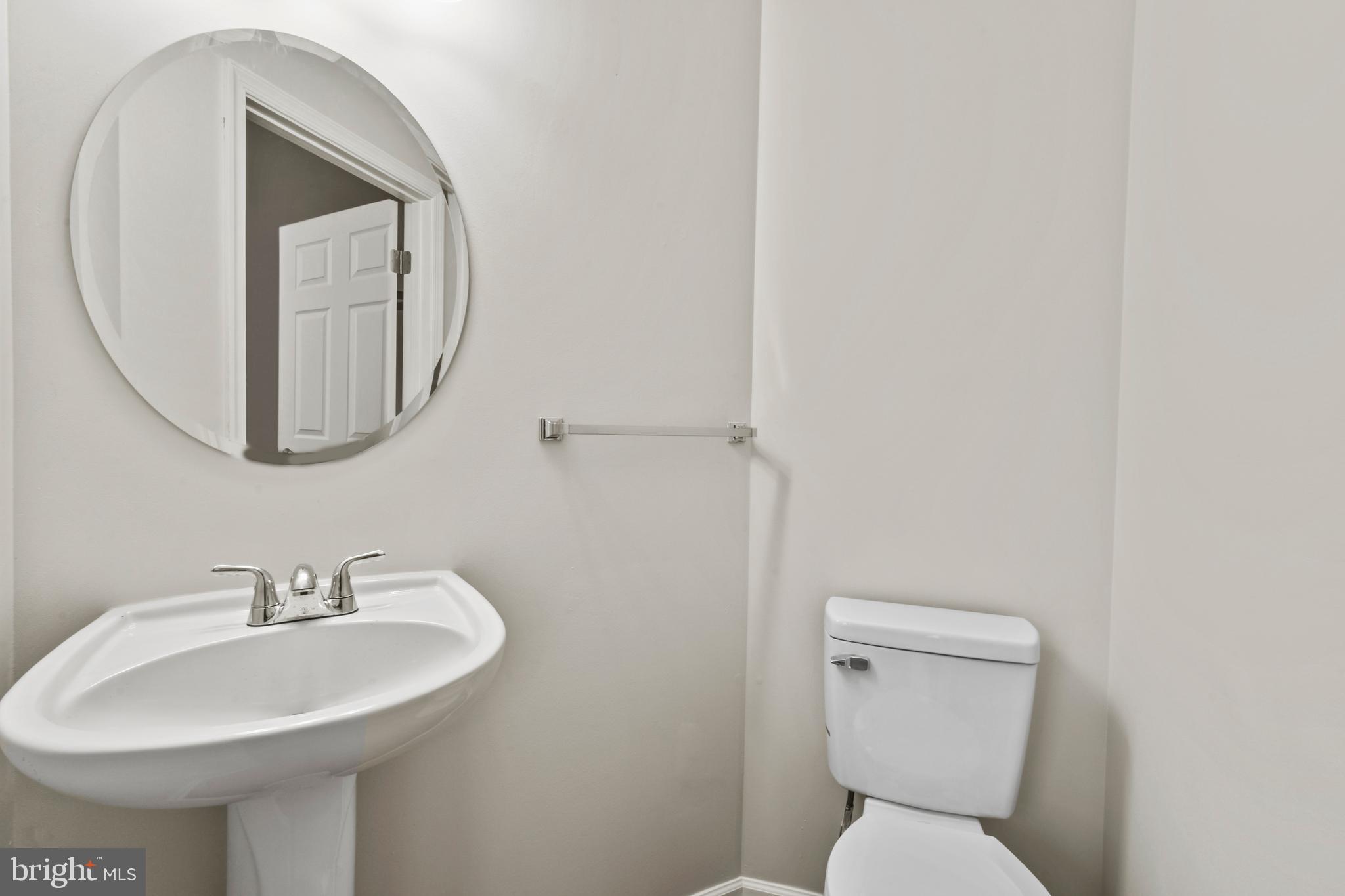 COUNTY GREEN - Residential