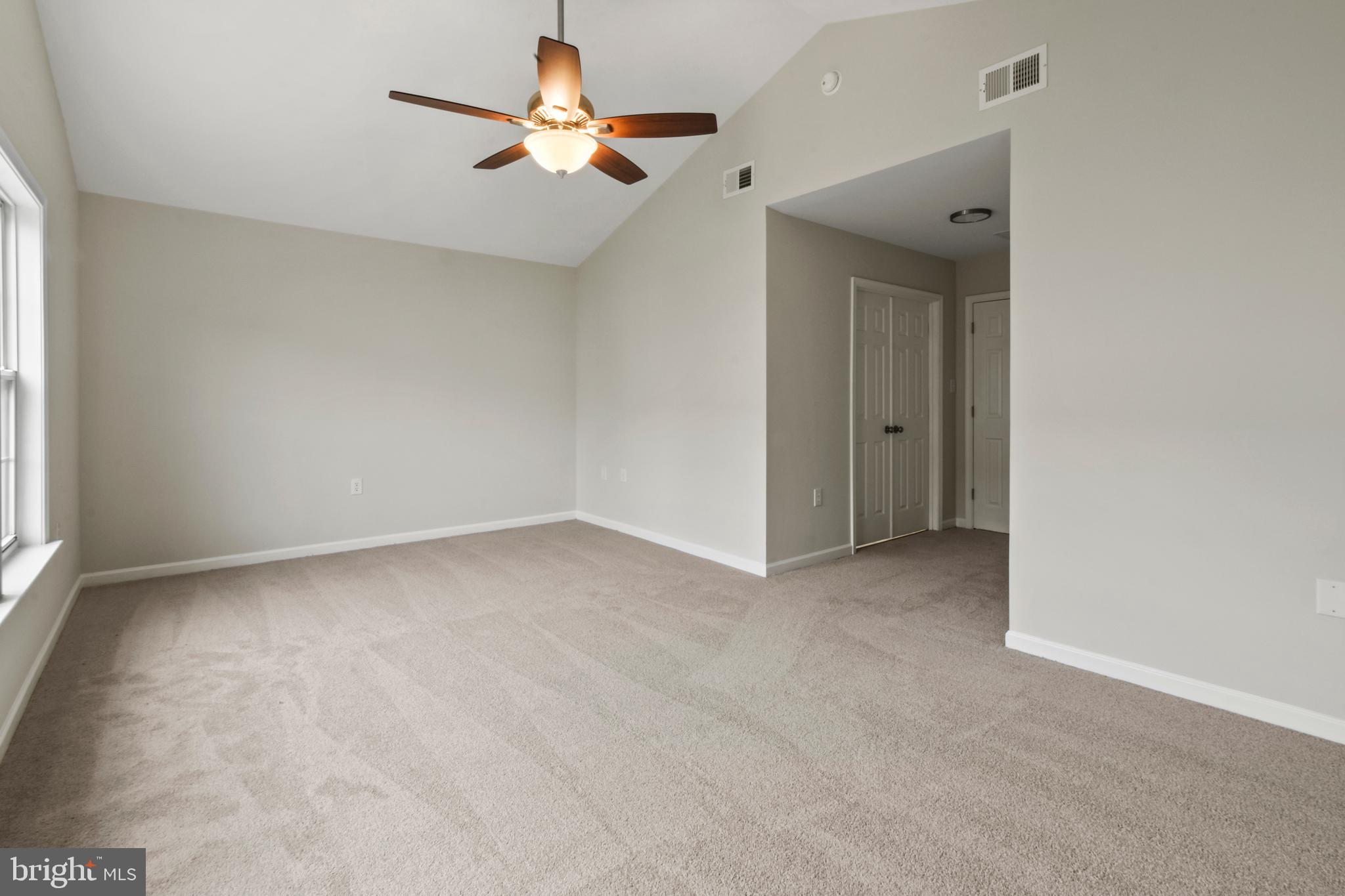 COUNTY GREEN - Residential