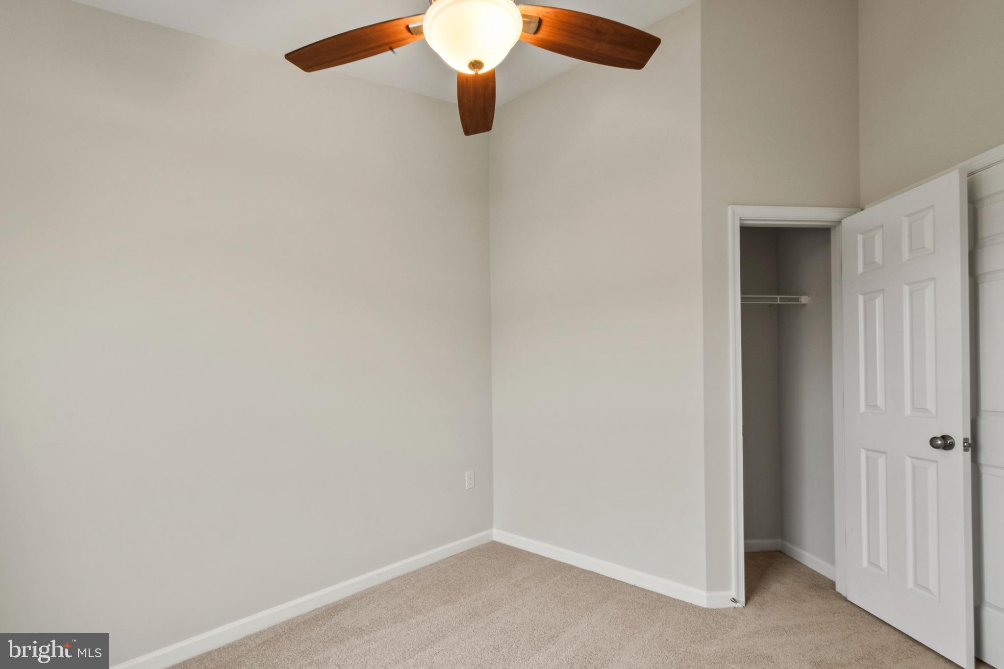 COUNTY GREEN - Residential