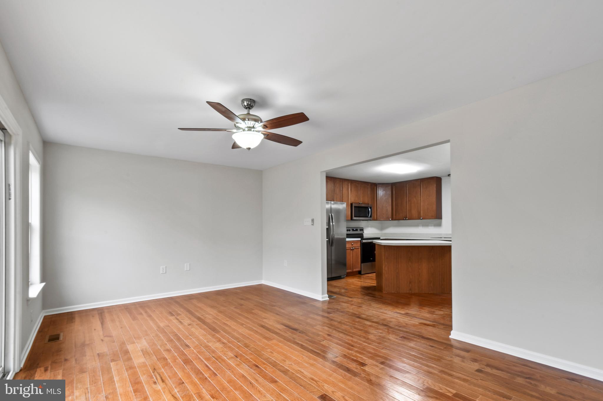 COUNTY GREEN - Residential