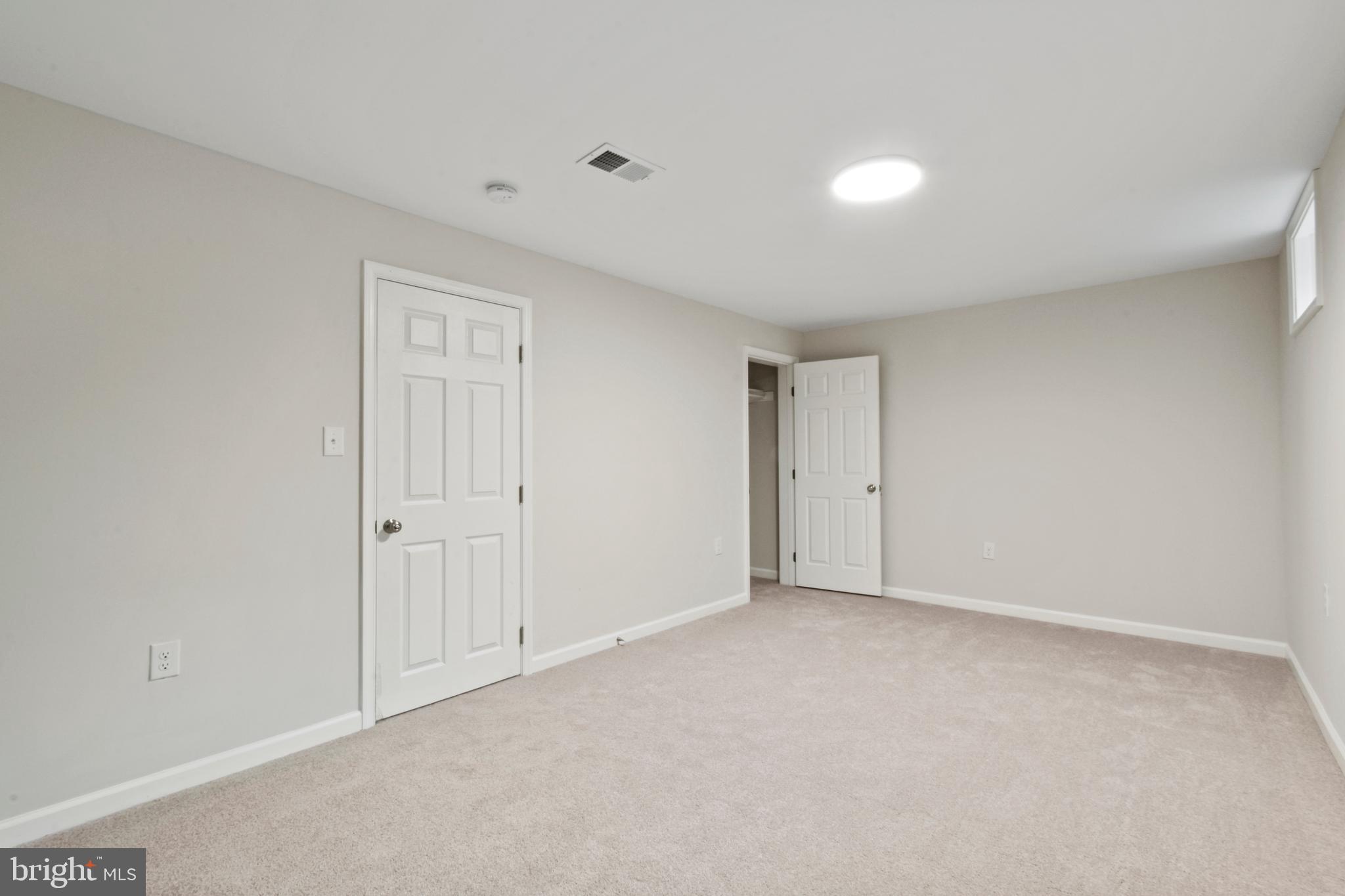 COUNTY GREEN - Residential