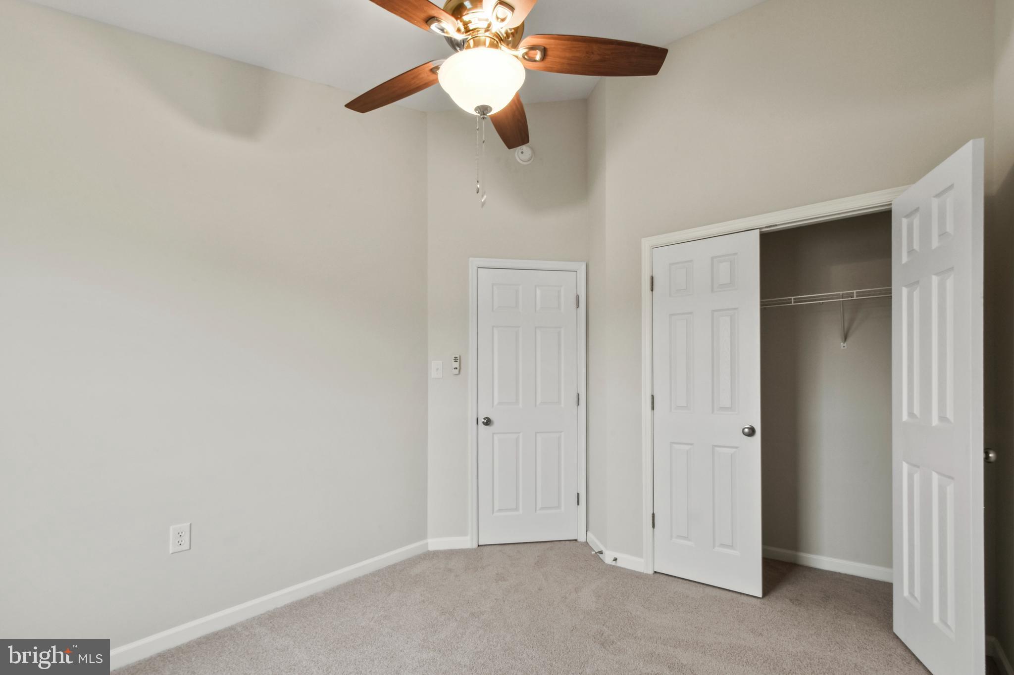 COUNTY GREEN - Residential