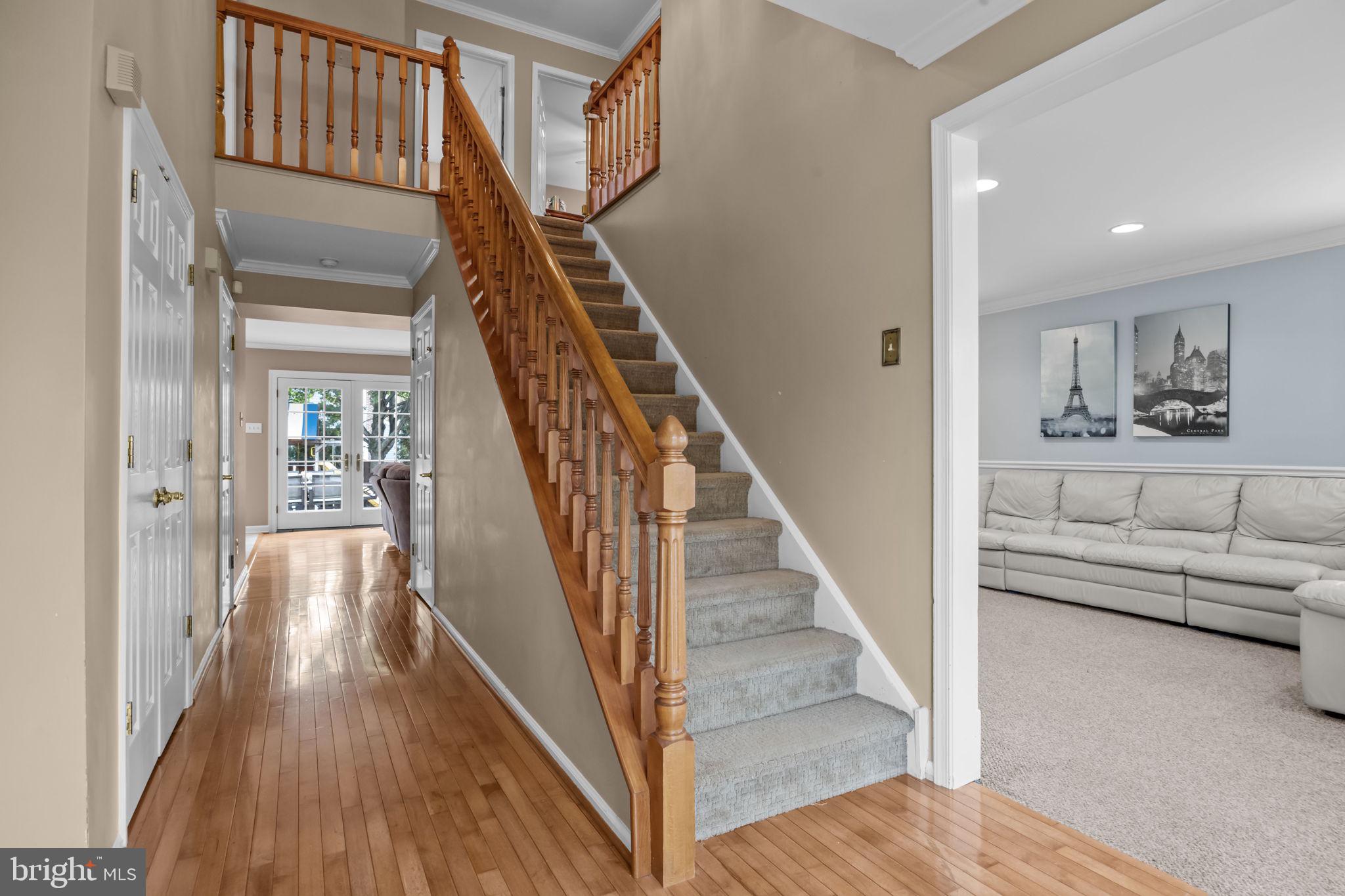 571 HERITAGE OAK DRIVE