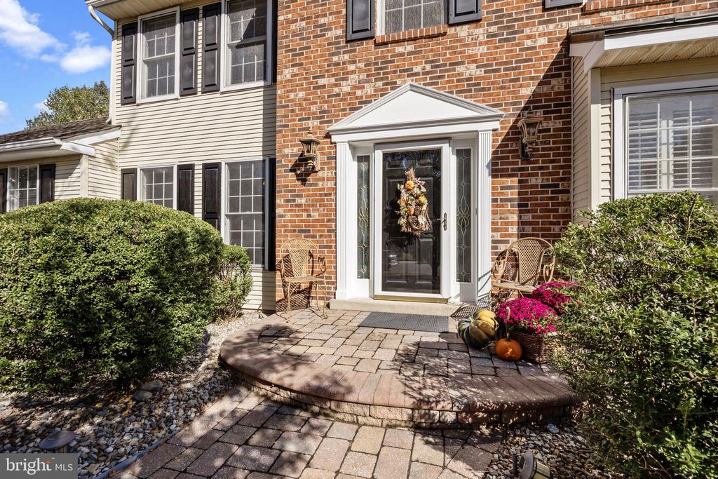 Photo of 571 Heritage Oak Drive, YARDLEY, PA 19067 (MLS # PABU2107302)