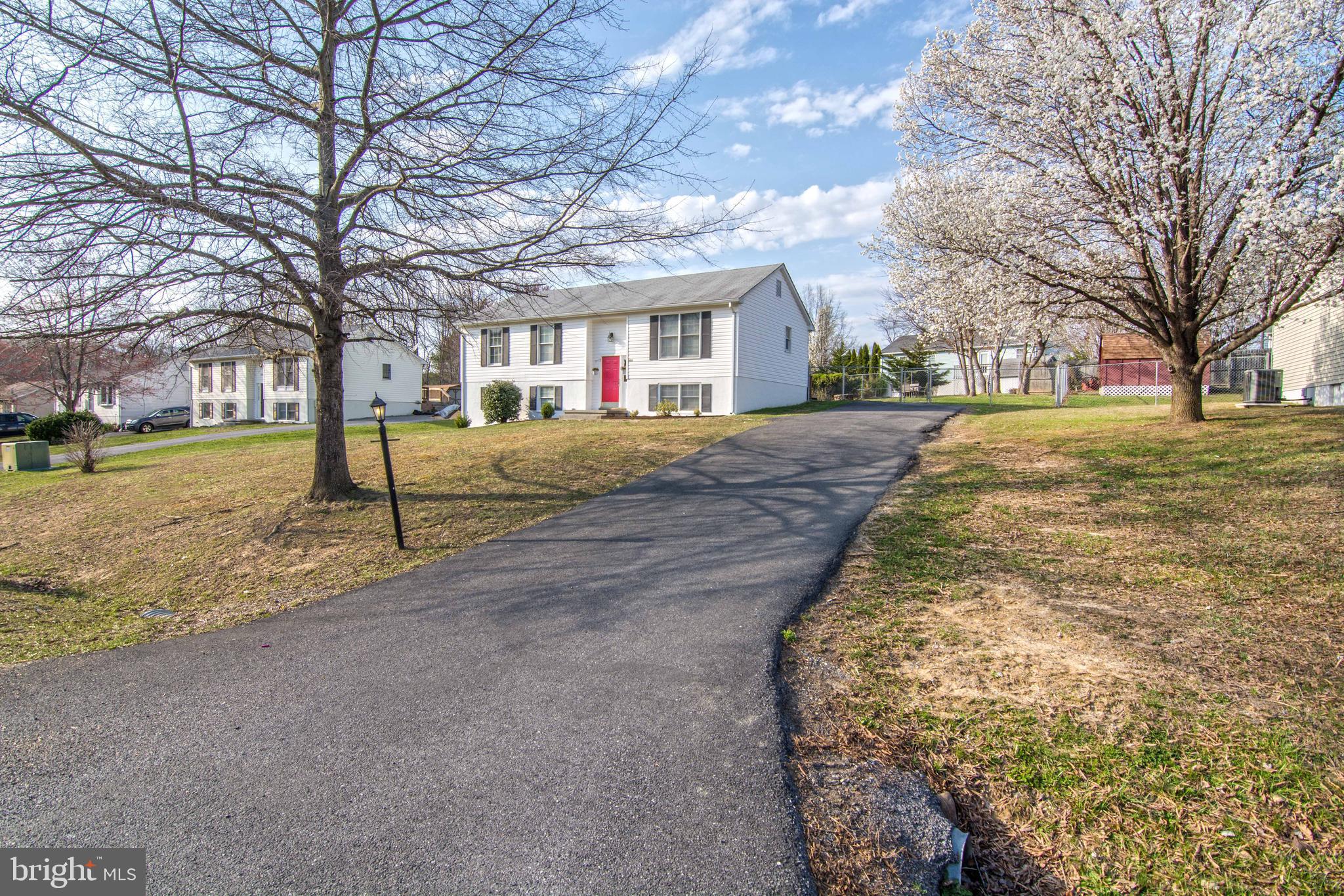 HENSEL STONE WOODS - Residential