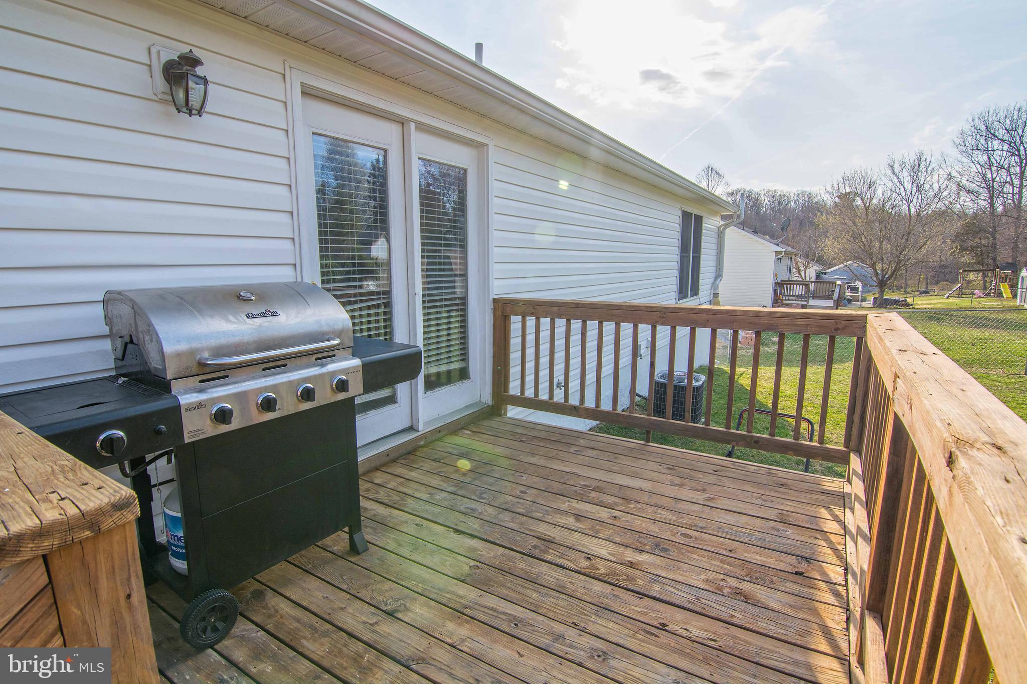 HENSEL STONE WOODS - Residential