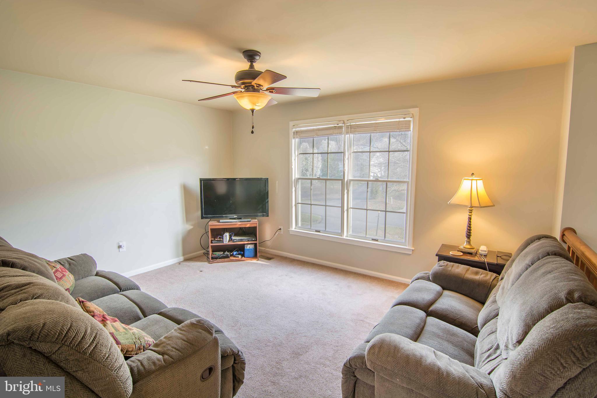 HENSEL STONE WOODS - Residential