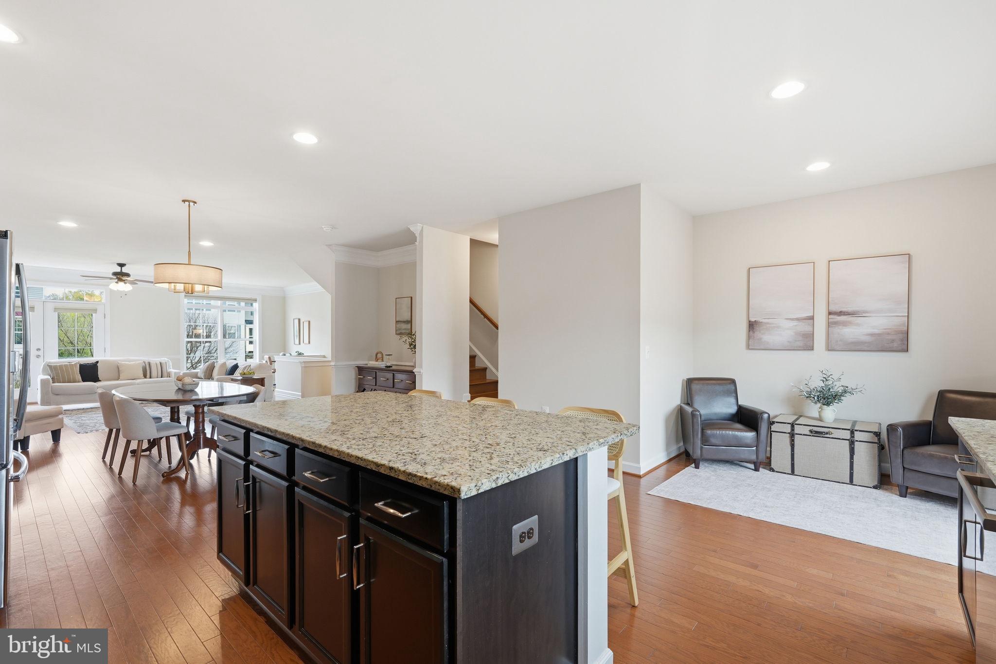 MAYFAIR - Residential