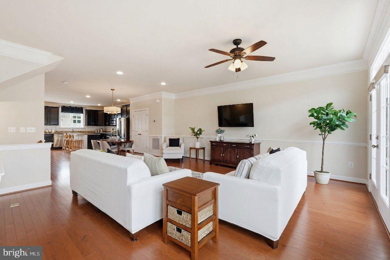 MAYFAIR - Residential