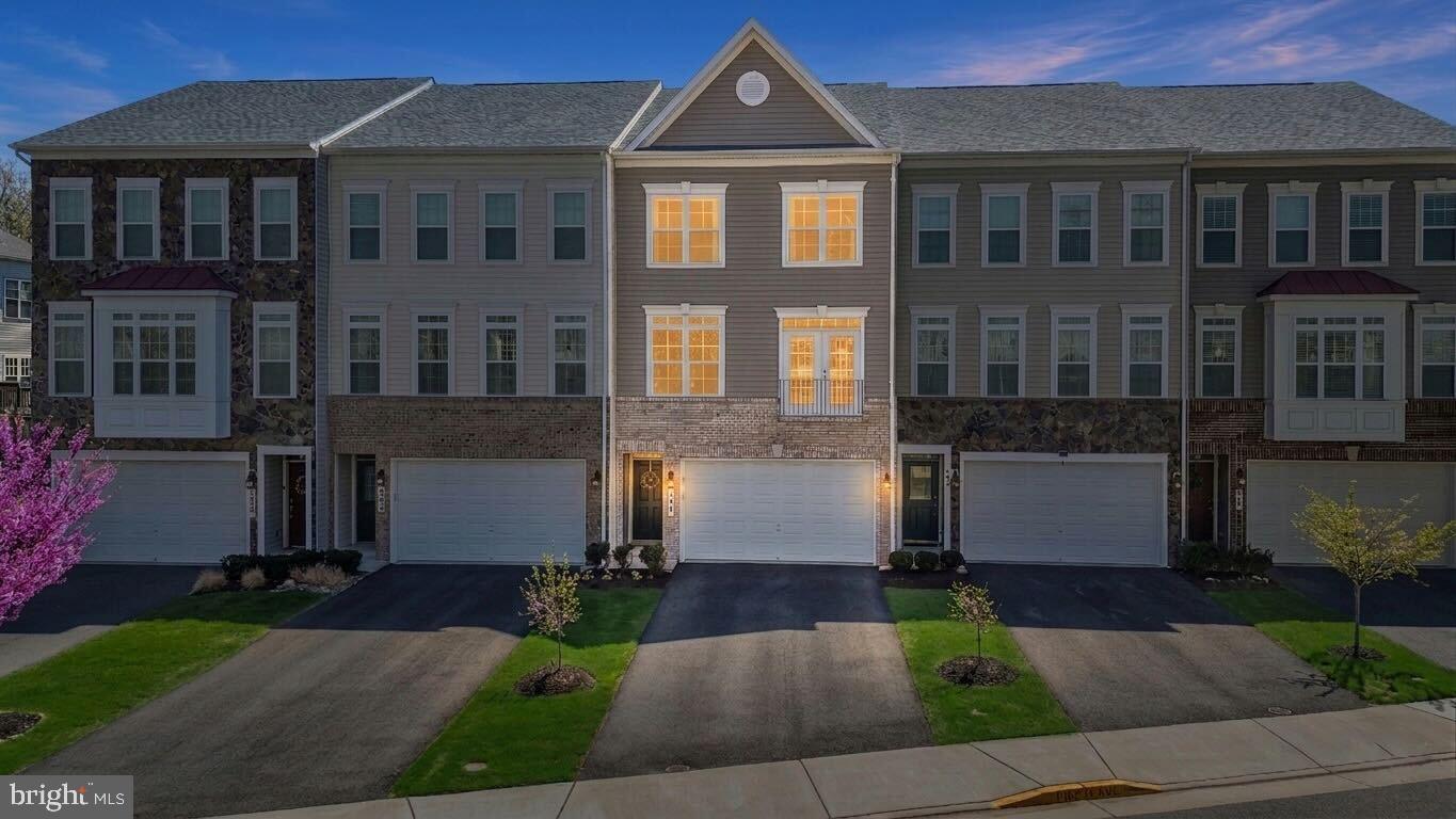 204 MILES HAWK TERRACE