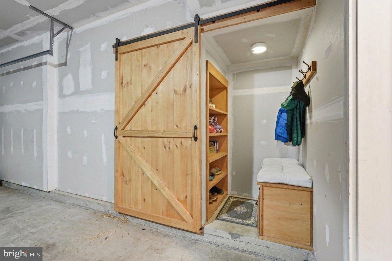 MAYFAIR - Residential