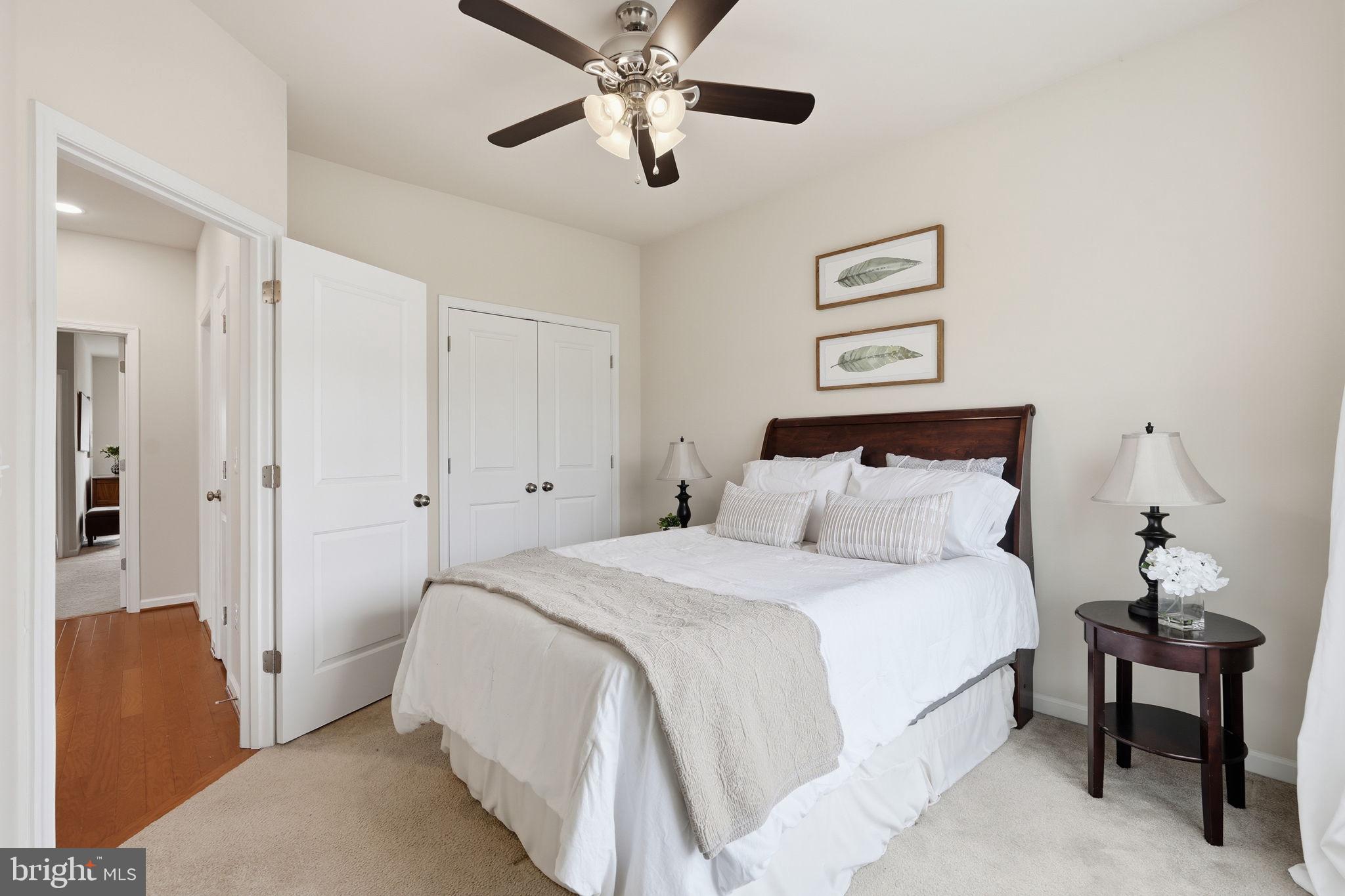 MAYFAIR - Residential