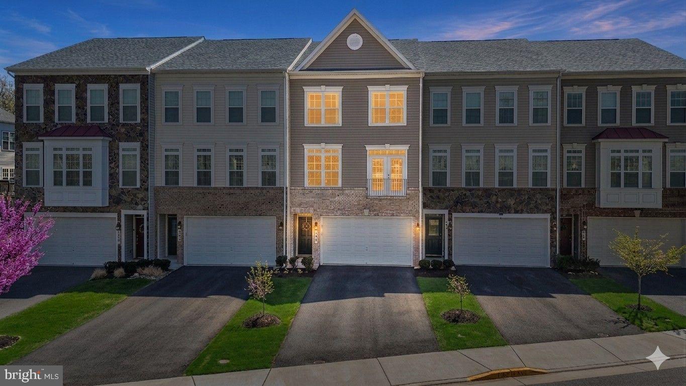 MAYFAIR - Residential