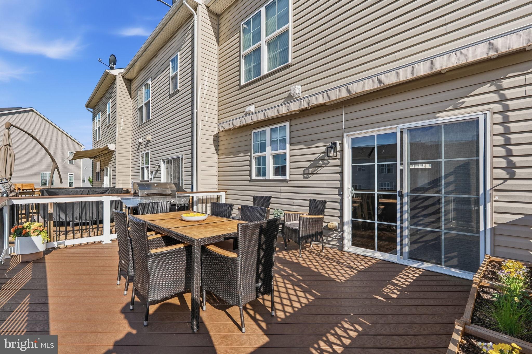 MAYFAIR - Residential