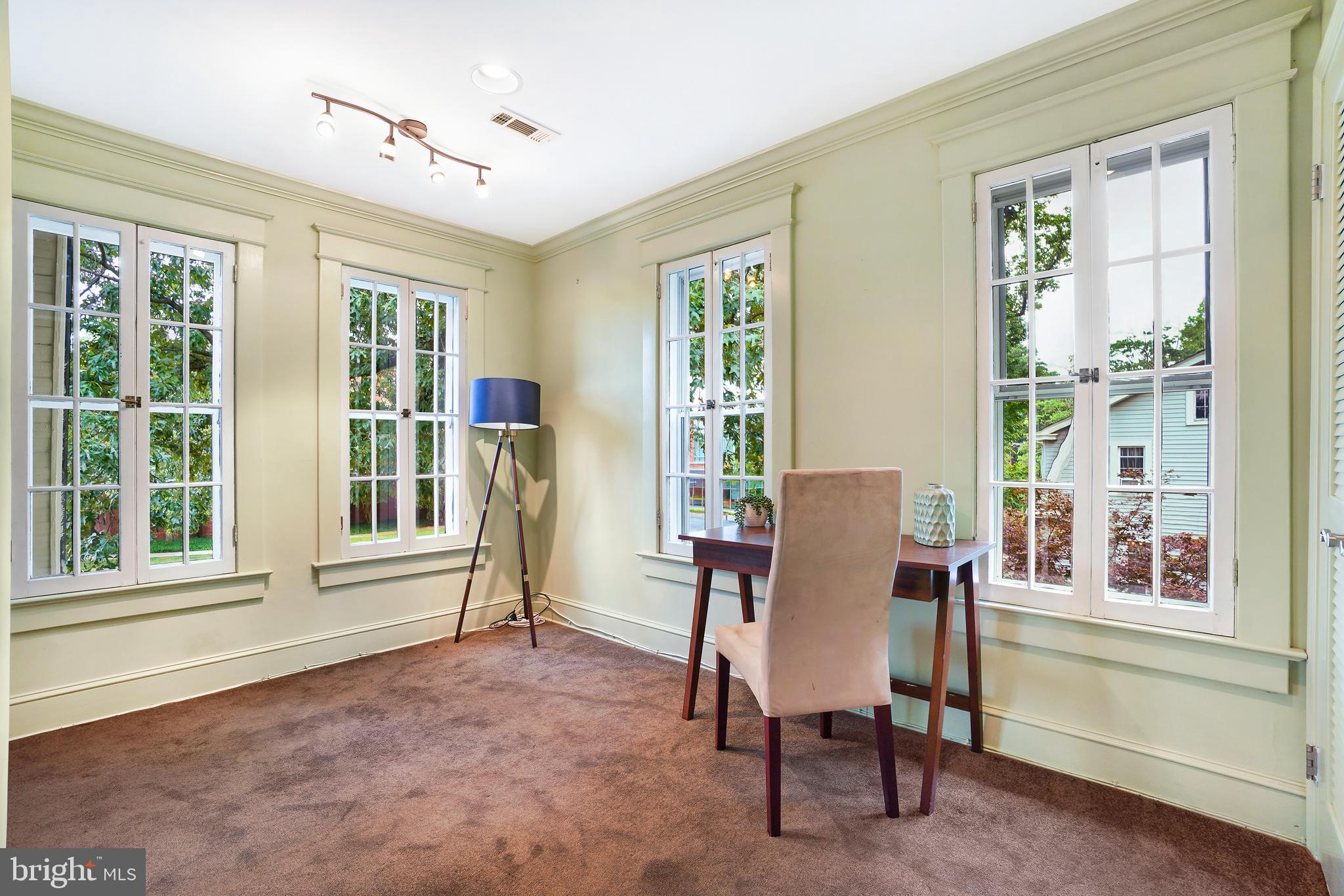 TAKOMA PARK - Residential