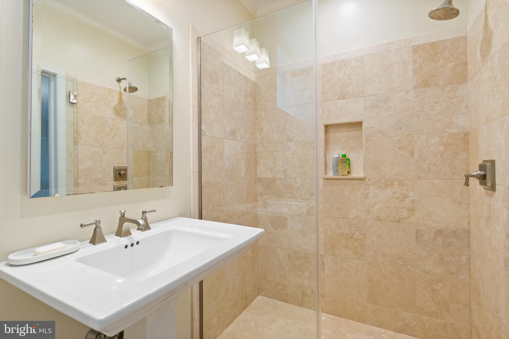 GUILFORD - Residential